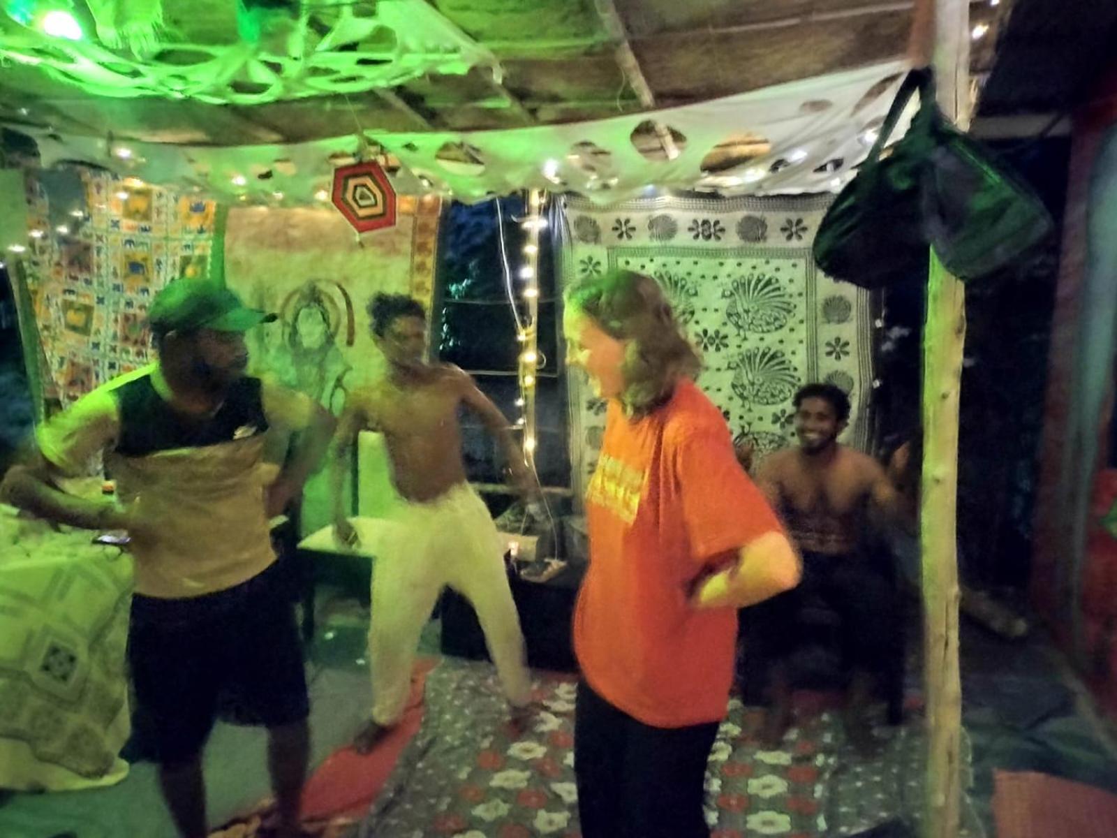 Peace And Love Beach Homestay Alappuzha Dış mekan fotoğraf